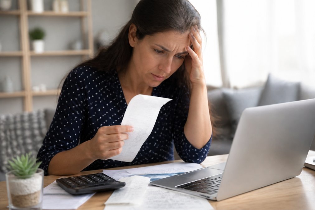 Avoiding Hidden Fees When Shopping Online - Bargain Warriors LLC