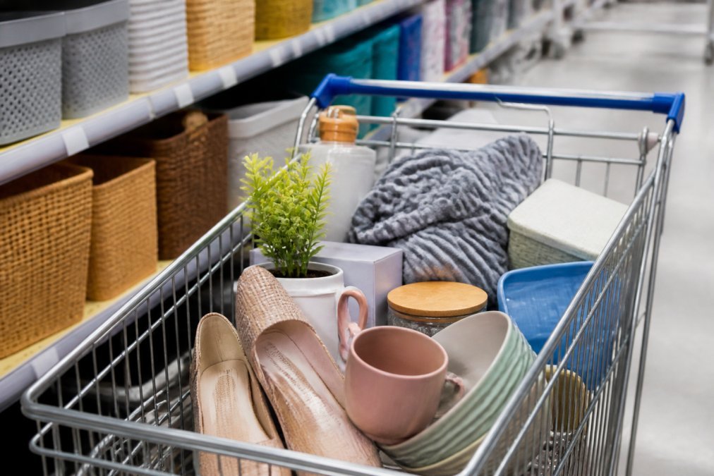 What to Look for in Discount Stores: 7 Smart Shopping Tips - Bargain Warriors LLC